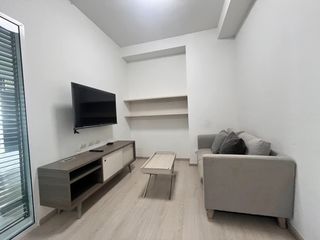 For sale 2 bedrooms condo in Huai Khwang, Bangkok