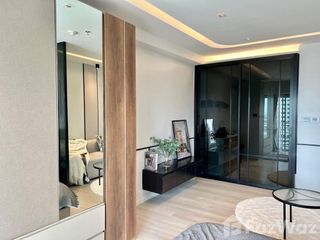 Продажа 1 кровать кондо в Хуаи Кхщанг, Бангкок