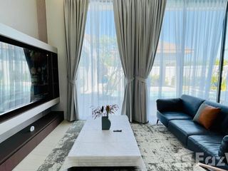 Villa zur Miete mit 5 Zimmer in Mueang Phuket, Phuket