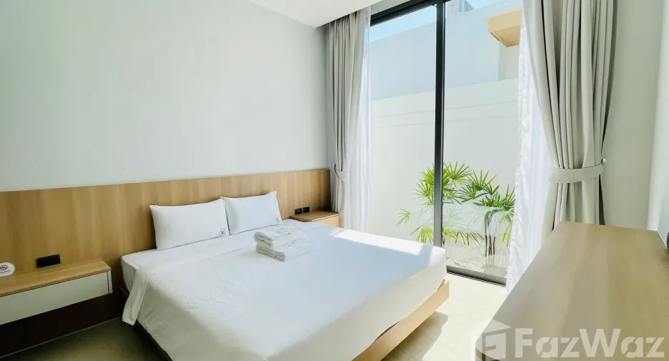 For rent 5 bedrooms villa in Mueang Phuket, Phuket