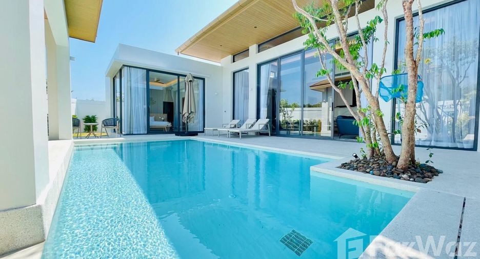 For rent 5 bedrooms villa in Mueang Phuket, Phuket