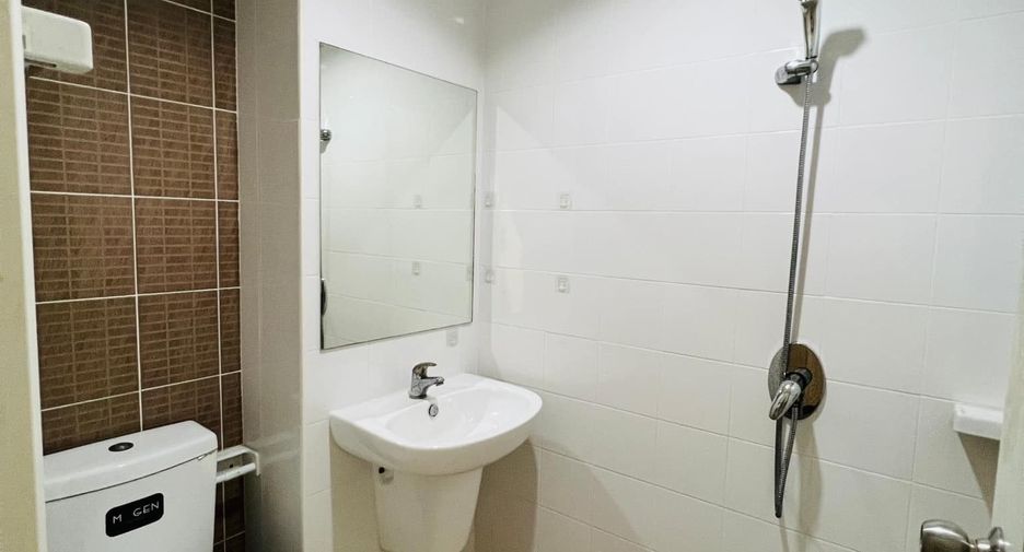 Reihenhaus zum Kauf mit 3 Zimmer in Sam Phran, Nakhon Pathom