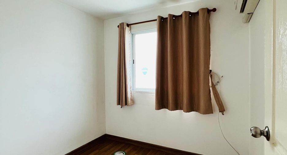 Reihenhaus zum Kauf mit 3 Zimmer in Sam Phran, Nakhon Pathom