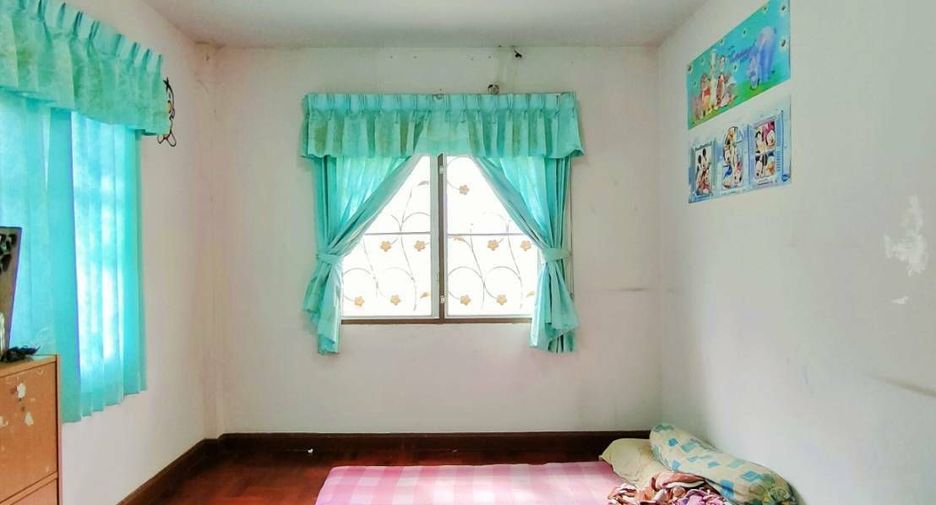 For sale 3 bedrooms house in Khlong Sam Wa, Bangkok