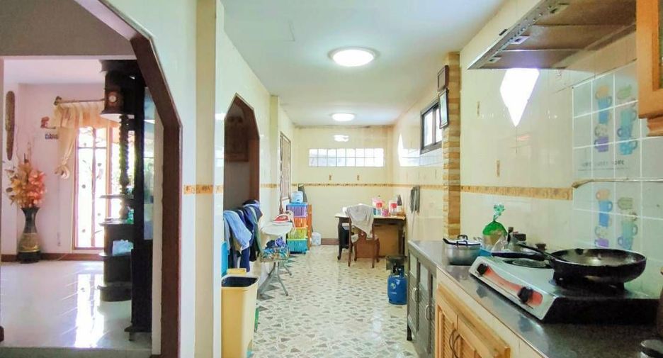 For sale 3 bedrooms house in Khlong Sam Wa, Bangkok