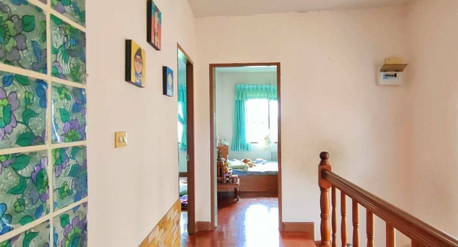 For sale 3 bedrooms house in Khlong Sam Wa, Bangkok