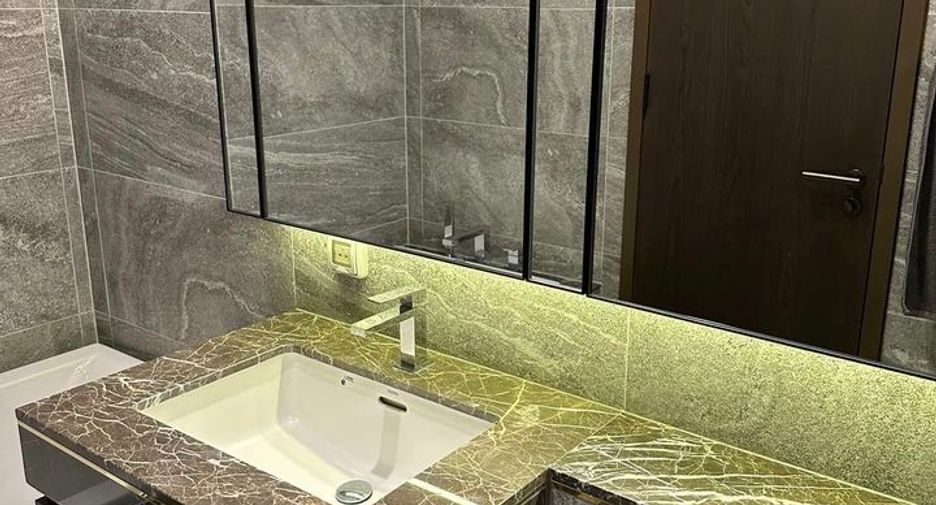 Condo en venta de 1 habitaciones en Khlong Toei, Bangkok