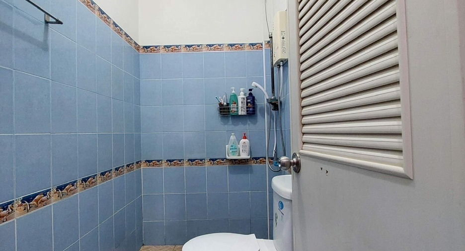 For sale 2 bedrooms townhouse in Mueang Rayong, Rayong