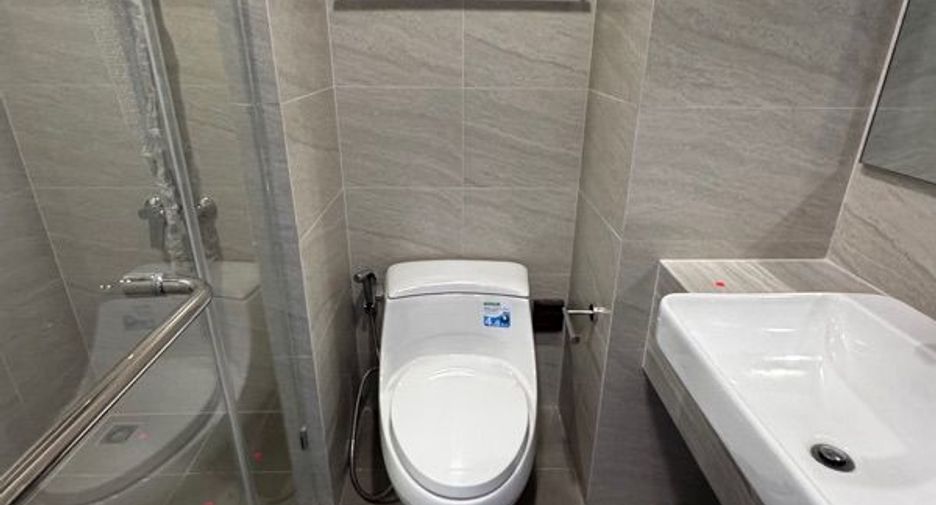 Продажа 1 кровать кондо в Сатхон, Бангкок