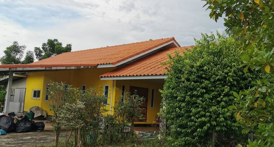 À vendre 3 chambres maison à Chiang Khwan, Roi Et