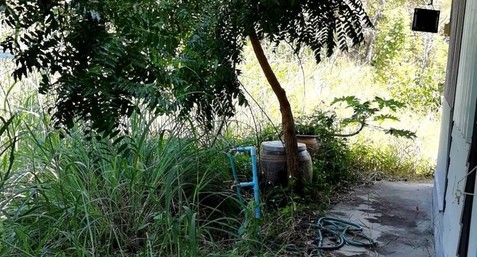 À vendre 3 chambres maison à Chiang Khwan, Roi Et
