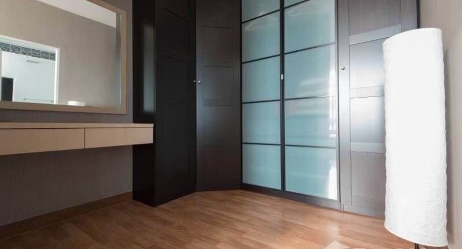 Condo en venta de 2 habitaciones en Bang Na, Bangkok