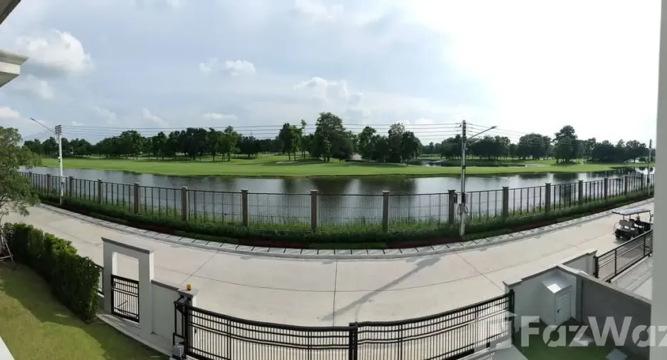 For sale 4 bedrooms house in Mueang Pathum Thani, Pathum Thani