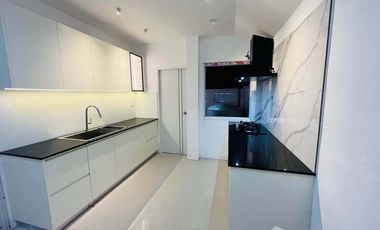 Casa en alquiler de 4 habitaciones en Kathu, Phuket