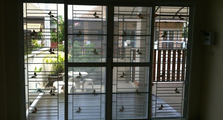 For sale 3 bedrooms house in Mueang Rayong, Rayong