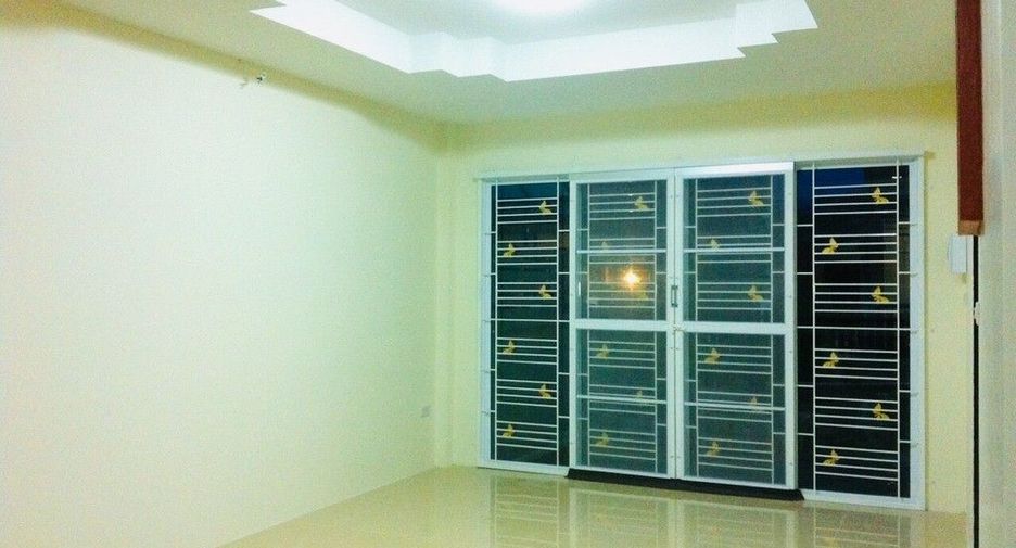 For sale 3 bedrooms house in Mueang Rayong, Rayong