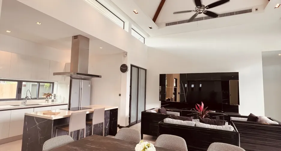 For rent 4 bedrooms villa in Thalang, Phuket