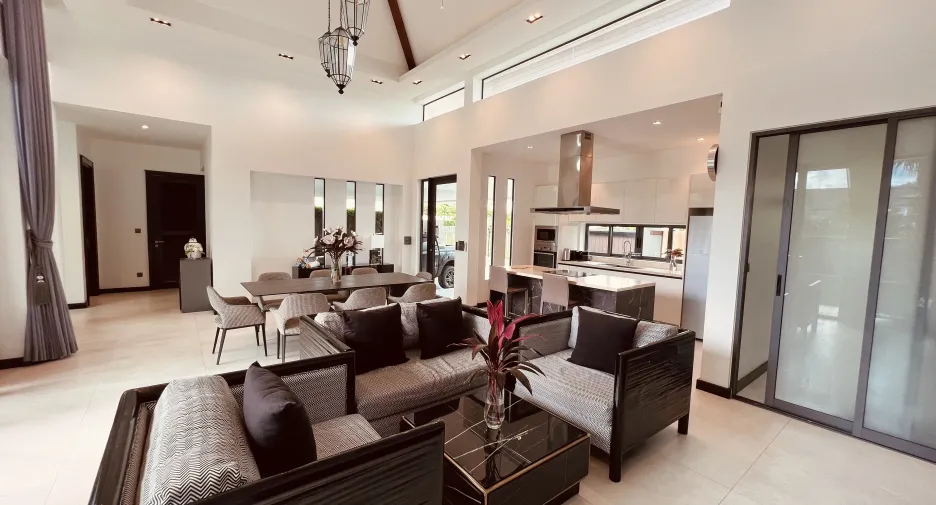 For rent 4 bedrooms villa in Thalang, Phuket