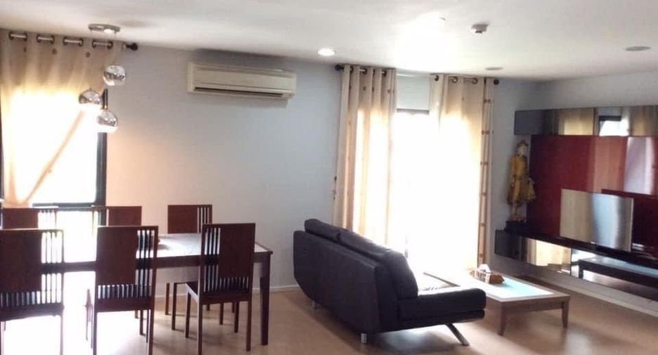 For sale 2 bedrooms condo in Watthana, Bangkok
