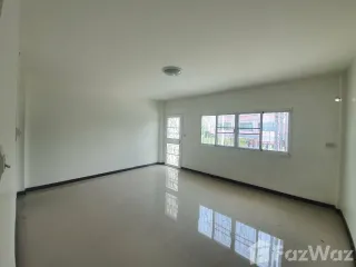 For sale 3 ベッドルーム townhouse in Mueang Nakhon Sawan, Nakhon Sawan