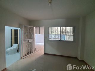 For sale 3 ベッドルーム townhouse in Mueang Nakhon Sawan, Nakhon Sawan