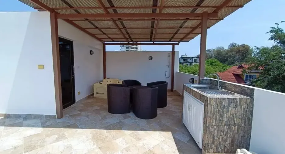 Villa en venta de 3 habitaciones en Mueang Rayong, Rayong