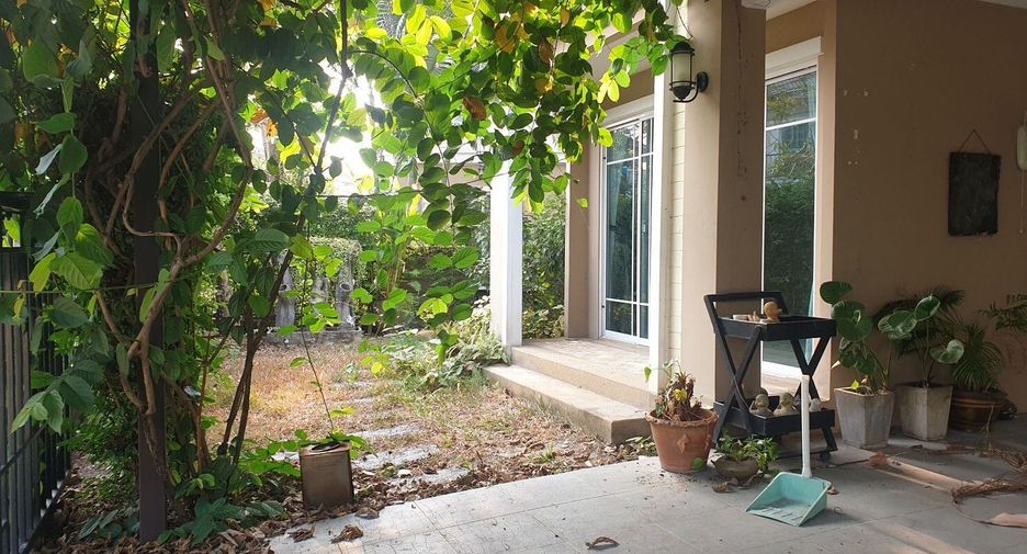 For sale 3 bedrooms house in Sai Mai, Bangkok