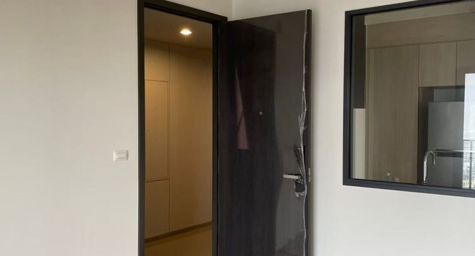 For sale 2 bedrooms condo in Bang Kapi, Bangkok