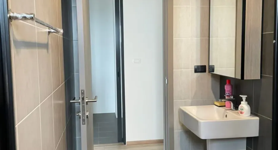 For sale 2 bedrooms condo in Bang Kapi, Bangkok