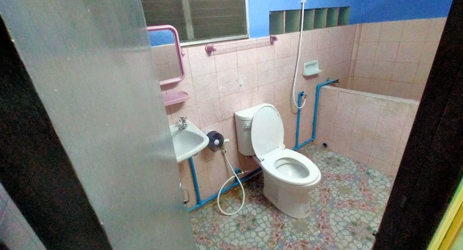 Продажа 3 спальни таунхаус в Mueang Lampang, Lampang