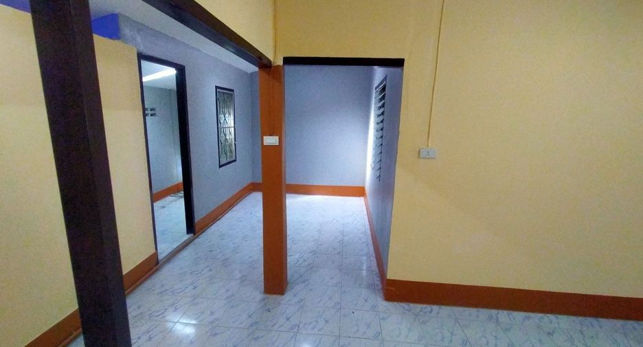 Продажа 3 спальни таунхаус в Mueang Lampang, Lampang