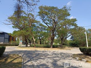 出售 土地 在 Bang Khen, 曼谷