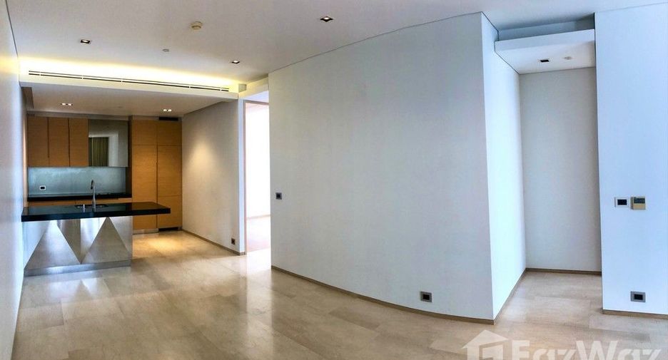 À vendre 2 chambres condo à Sathon, Bangkok