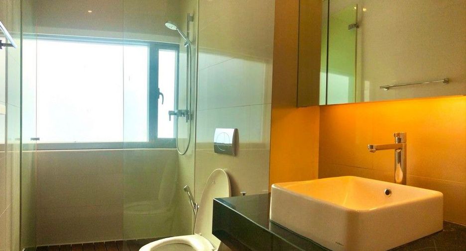 À vendre 2 chambres condo à Sathon, Bangkok