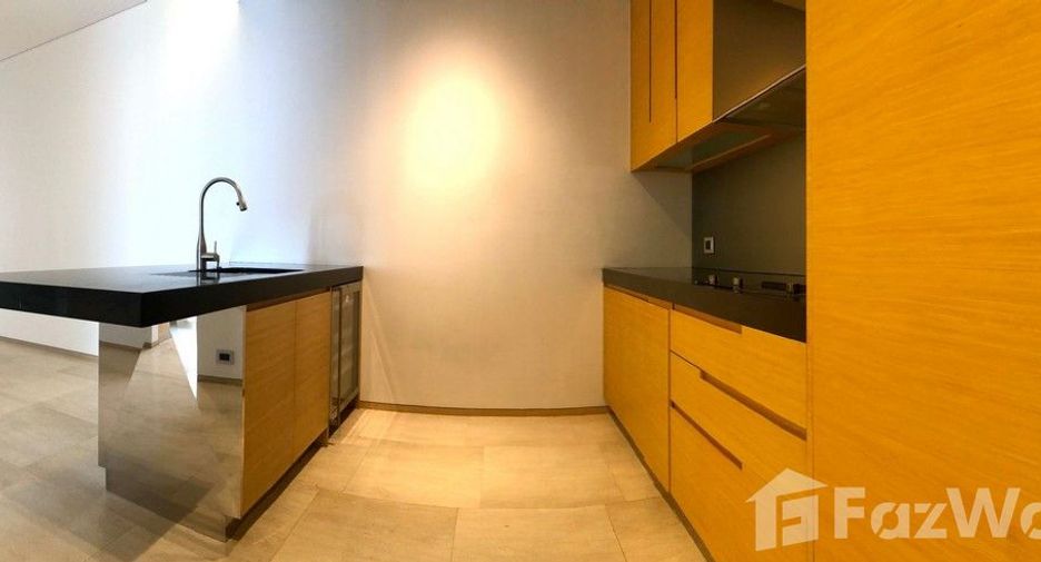 À vendre 2 chambres condo à Sathon, Bangkok