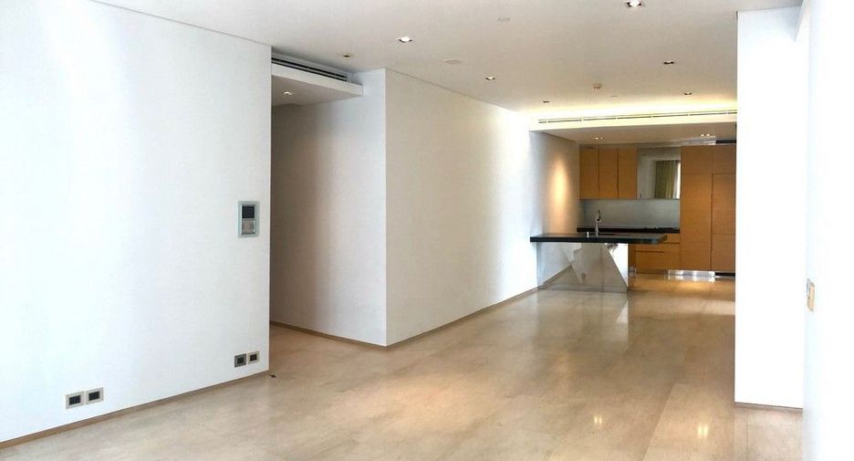 À vendre 2 chambres condo à Sathon, Bangkok