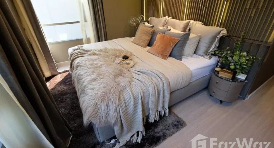 For sale 2 bedrooms condo in Watthana, Bangkok