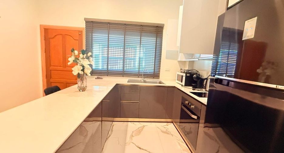 À vendre et à louer 3 chambres villa à Mueang Phuket, Phuket