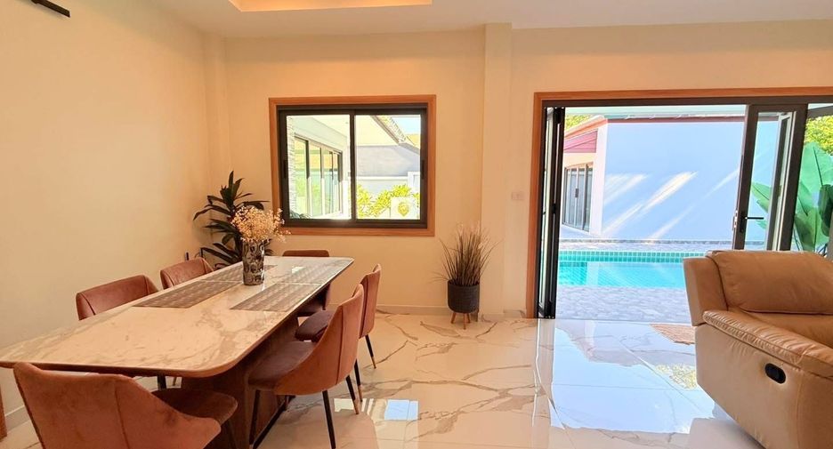 À vendre et à louer 3 chambres villa à Mueang Phuket, Phuket