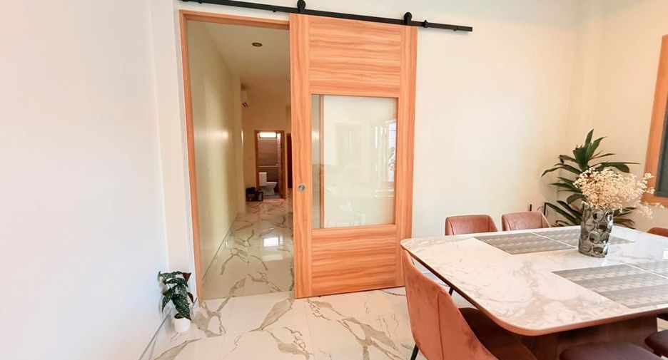 À vendre et à louer 3 chambres villa à Mueang Phuket, Phuket