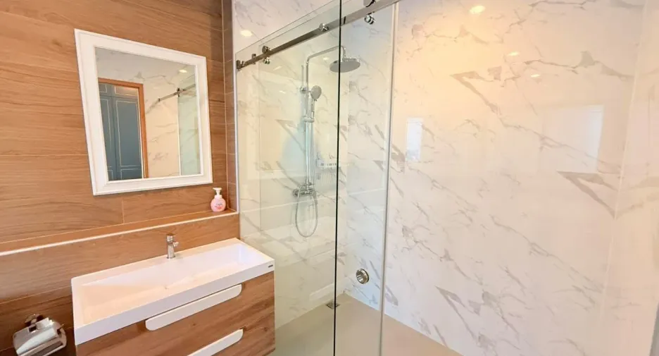 For sale そして for rent 3 ベッドルーム villa in Mueang Phuket, Phuket