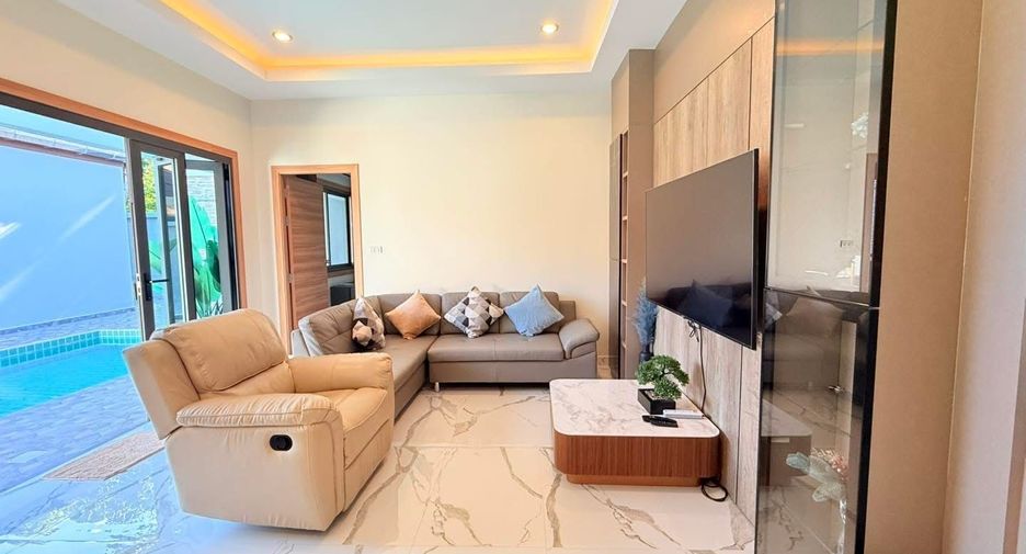 À vendre et à louer 3 chambres villa à Mueang Phuket, Phuket