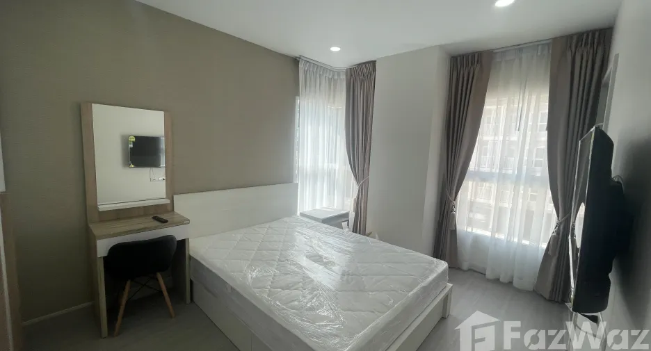 For rent 2 bedrooms condo in Bang Phlat, Bangkok