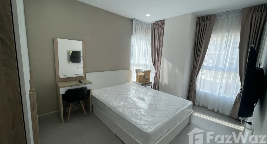 For rent 2 bedrooms condo in Bang Phlat, Bangkok