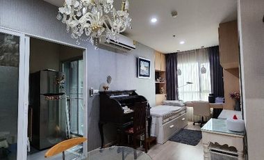 Wohnung zum Kauf mit 1 Zimmer in Chom Thong, Bangkok