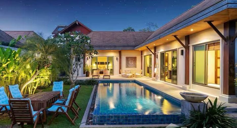 For rent 3 bedrooms villa in Mueang Phuket, Phuket