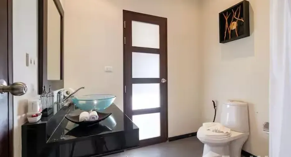 For rent 3 bedrooms villa in Mueang Phuket, Phuket