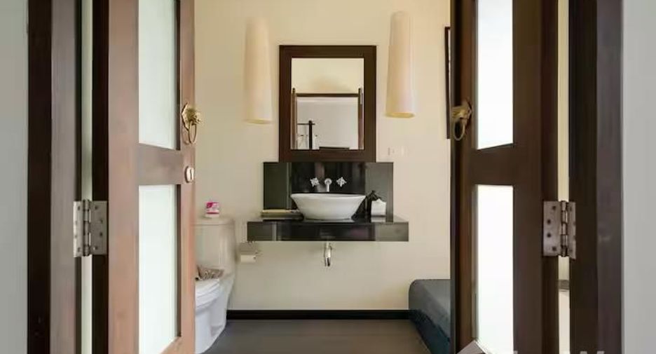 For rent 3 bedrooms villa in Mueang Phuket, Phuket