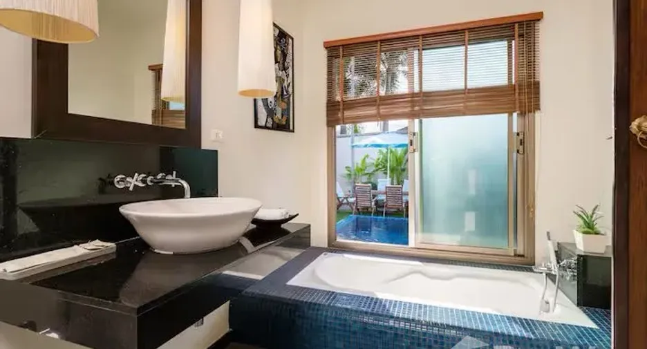 For rent 3 bedrooms villa in Mueang Phuket, Phuket