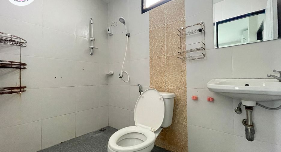 For sale 4 bedrooms house in Mueang Ubon Ratchathani, Ubon Ratchathani